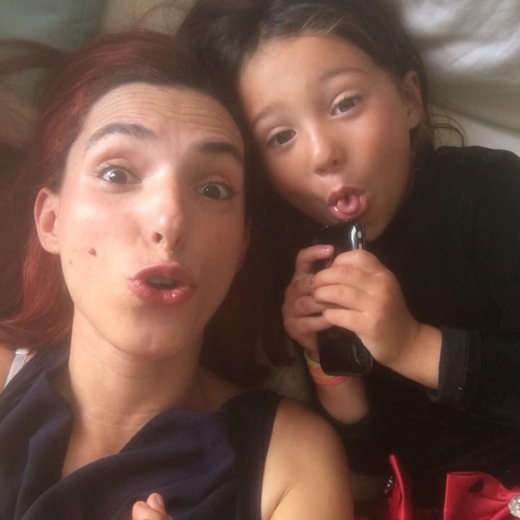 Meet your Posher, Ana - Picture 1 of 2